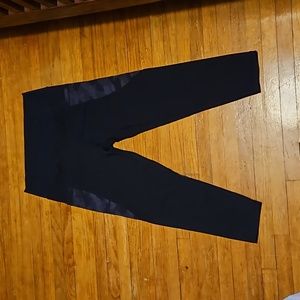 Zyia Capri with pockets